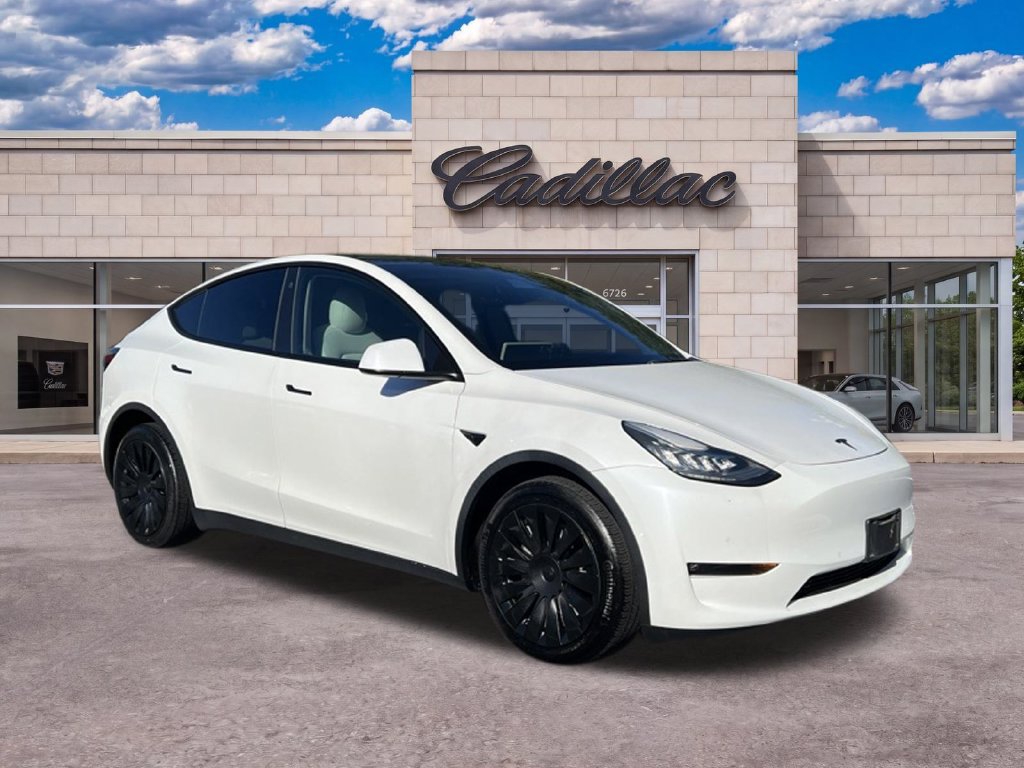 Used 2021 Tesla Model Y Long Range AWD/4WD image 1