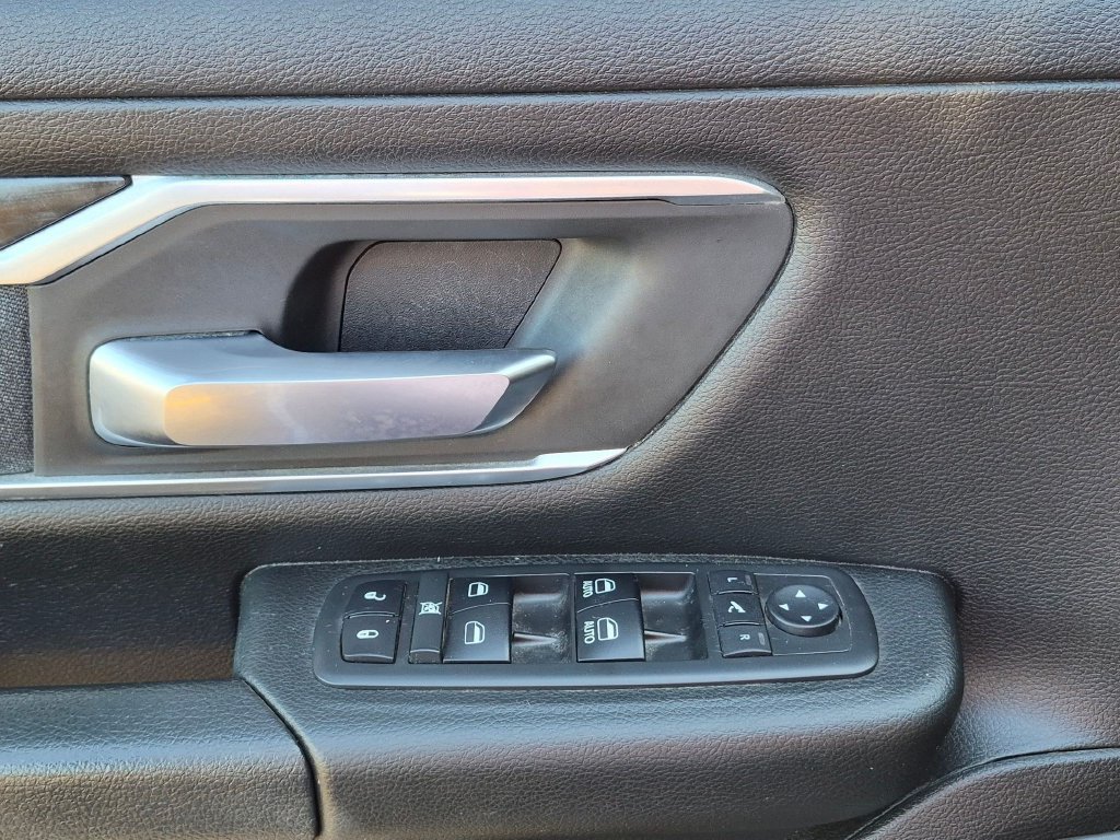 Used 2019 RAM 1500 Big Horn AWD/4WD image 11