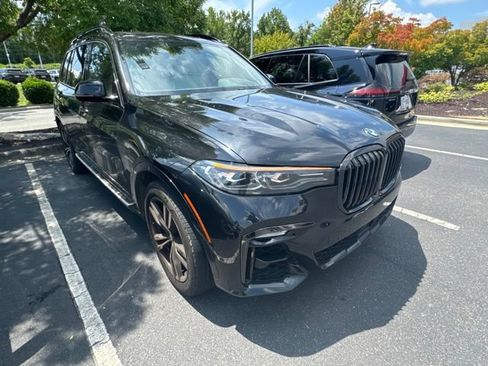 Used 2021 BMW X7 xDrive40i w/ M Sport Package AWD/4WD image 1