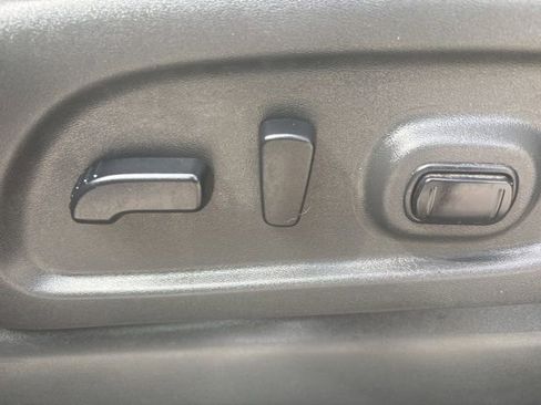 Used 2019 Nissan Titan PRO-4X AWD/4WD image 18