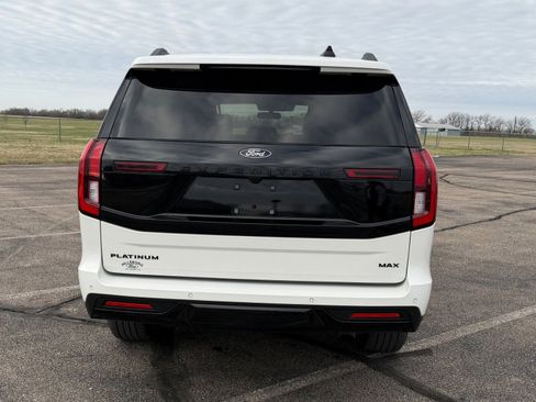 Certified 2025 Ford Expedition Max Platinum w/ Stealth Appearance Package image 4