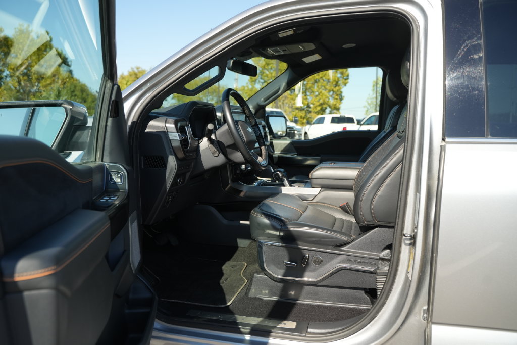 Used 2021 Ford F150 Platinum w/ Equipment Group 701A High AWD/4WD image 13