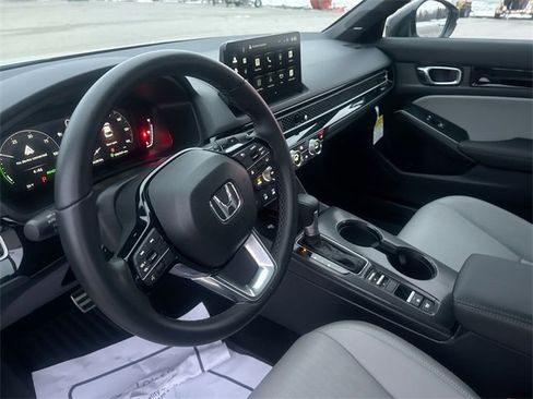 Certified 2025 Honda Civic Sport Touring image 21