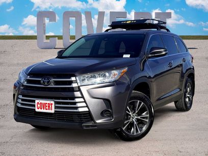 Used 2019 Toyota Highlander LE