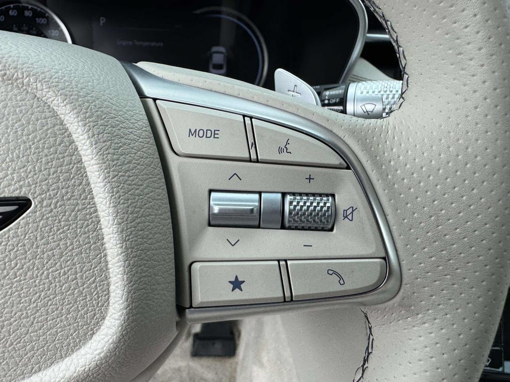 Certified 2026 Genesis G70 2.5T Prestige AWD/4WD image 23