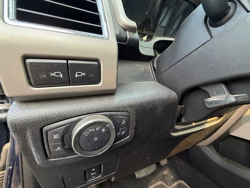 Used 2018 Ford F250 Lariat w/ Chrome Package AWD/4WD image 19