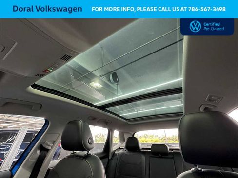 Certified 2022 Volkswagen Taos SE image 17