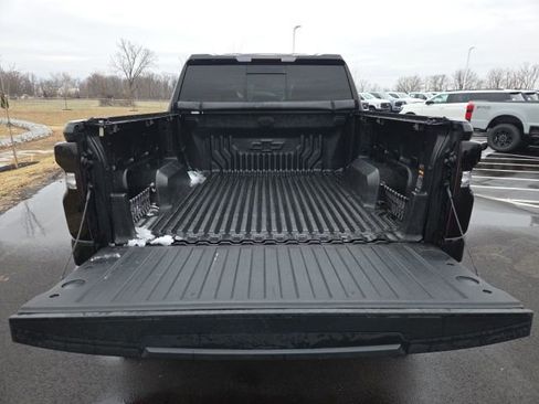 Used 2020 Chevrolet Silverado 1500 LT Trail Boss image 8