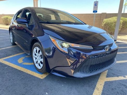 Used 2022 Toyota Corolla LE w/ Carpet Mat Package (TMS) FWD image 4