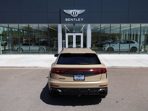 Used 2025 Audi RS Q8 performance AWD/4WD image 10