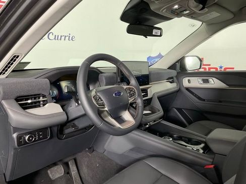 New 2025 Ford Explorer Active w/ Active Comfort Package image 13