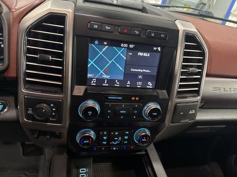 Used 2019 Ford F250 Platinum w/ Platinum Ultimate Package image 16
