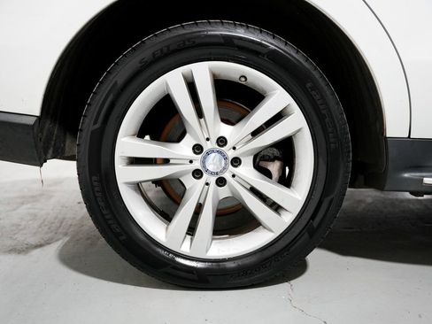 Used 2015 Mercedes-Benz ML 350 4MATIC image 40