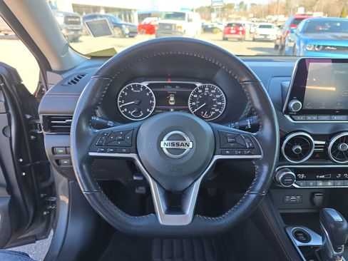 Used 2022 Nissan Sentra SR image 29