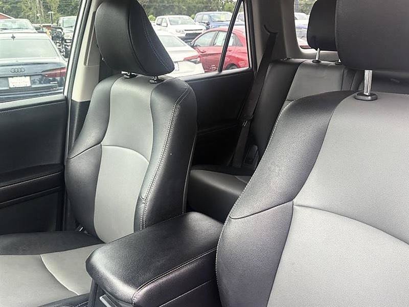 Used 2018 Toyota 4Runner SR5 Premium AWD/4WD image 25