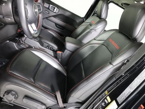 Used 2021 Jeep Wrangler Unlimited Rubicon AWD/4WD image 10