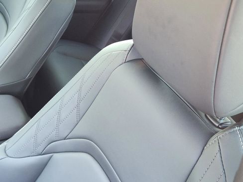Certified 2025 Lexus UX 300h FWD image 8
