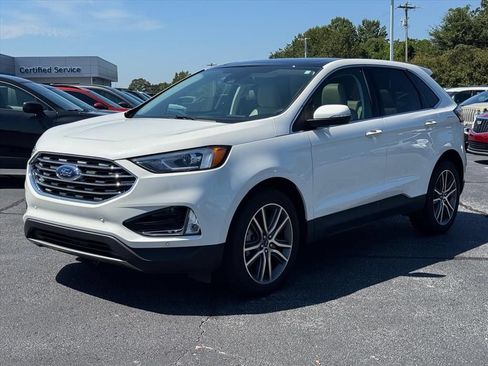 Used 2021 Ford Edge Titanium AWD/4WD image 7
