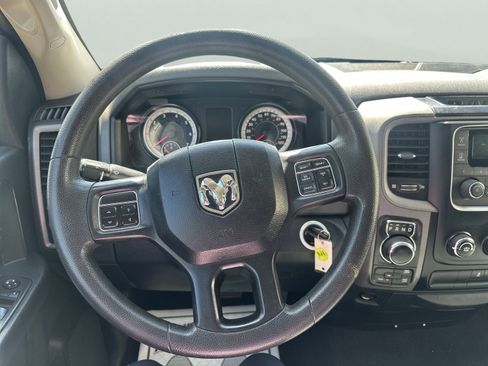 Used 2018 RAM 1500 Express image 15