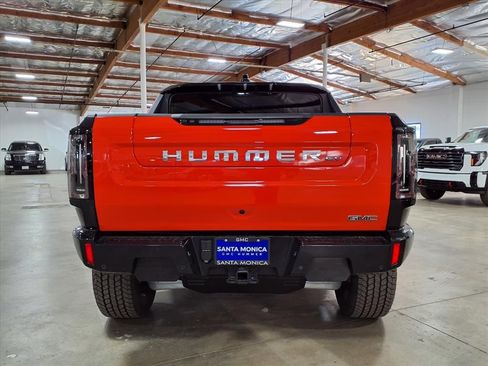 New 2026 GMC Hummer EV 4x4 Crew Cab image 9