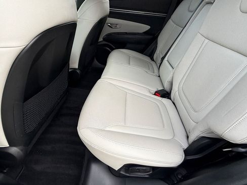 Used 2023 Hyundai Tucson Limited AWD/4WD image 13