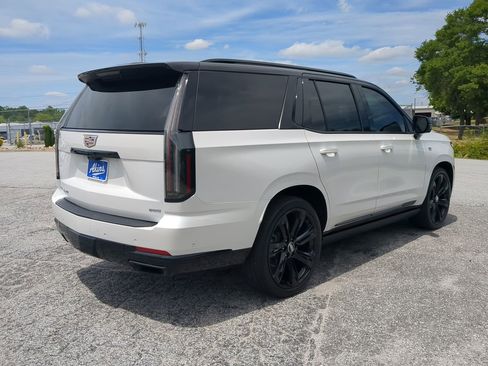 Used 2025 Cadillac Escalade Sport Platinum w/ LPO, Floor Liner Package AWD/4WD image 3
