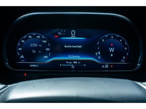 Used 2024 Chevrolet Tahoe Z71 w/ Luxury Package image 24