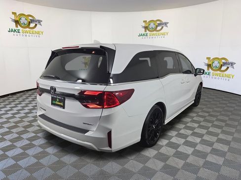Used 2025 Honda Odyssey Sport-L image 9