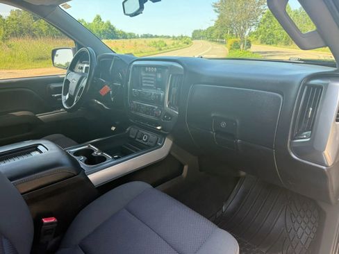 Used 2017 Chevrolet Silverado 1500 LT w/ LPO, Black Pack AWD/4WD image 30