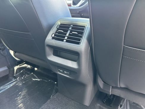 New 2026 Volkswagen Tiguan SE R-Line FWD image 41