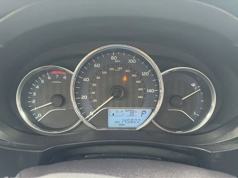 Used 2015 Toyota Corolla LE Premium image 39