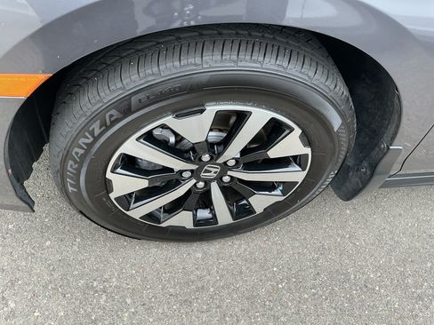 Used 2026 Honda Odyssey EX-L image 7
