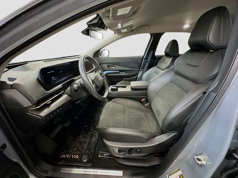 Used 2023 Nissan Ariya ENGAGE image 13