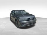 Used 2023 Volkswagen Tiguan SE image 2