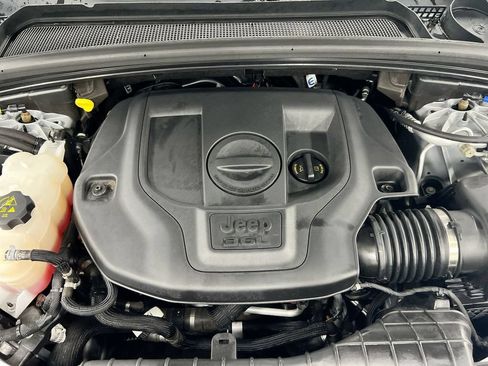 Used 2023 Jeep Grand Cherokee L Overland w/ Luxury Tech Group IV AWD/4WD image 27