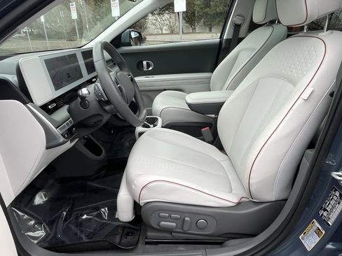 Certified 2023 Hyundai Ioniq 5 Limited w/ Cargo Package image 10