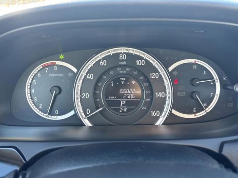 Used 2017 Honda Accord LX image 15