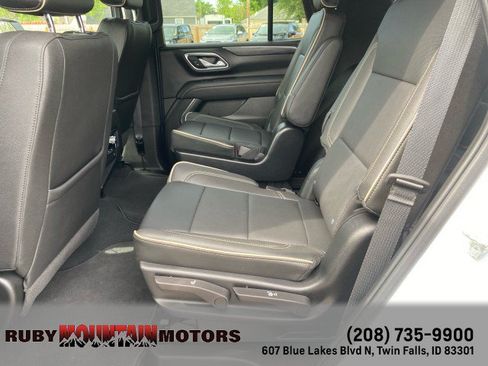 Used 2023 GMC Yukon SLT AWD/4WD image 22