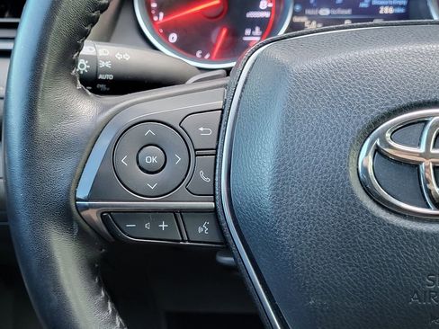 Used 2019 Toyota Camry XSE image 23