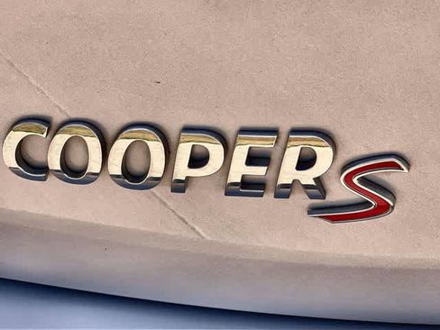 Used 2015 MINI Cooper S image 8