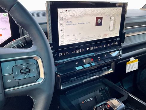 Used 2024 GMC Hummer EV 3X AWD/4WD image 6