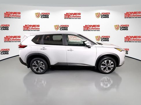 Used 2023 Nissan Rogue SV w/ SV Premium Package AWD/4WD image 18