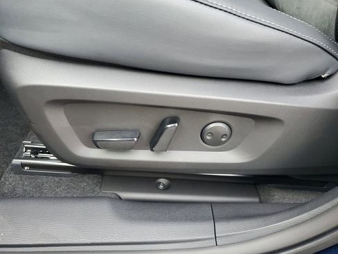 New 2026 Mitsubishi Outlander SE AWD/4WD image 17