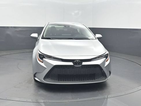 Used 2022 Toyota Corolla LE FWD image 33