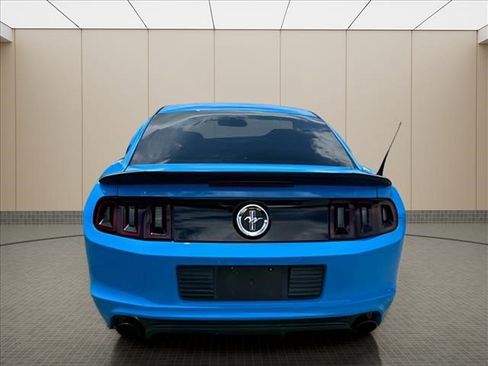 Used 2013 Ford Mustang Boss 302 w/ Boss 302 Accessory Pkg RWD image 19