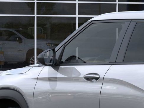 New 2026 Chevrolet TrailBlazer LS image 12