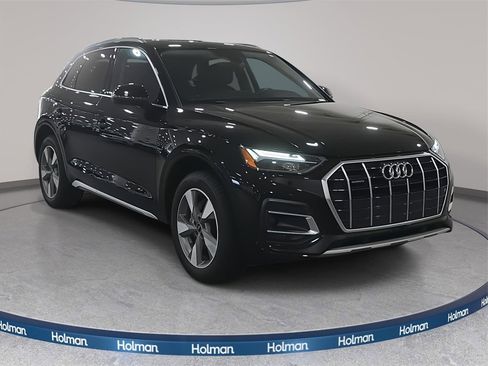 Certified 2023 Audi Q5 2.0T Premium Plus w/ Premium Plus Package image 3