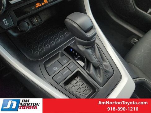 Used 2024 Toyota RAV4 XLE image 22