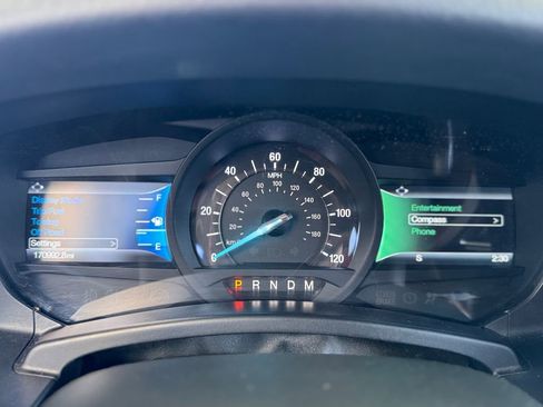 Used 2015 Ford Expedition Limited image 5