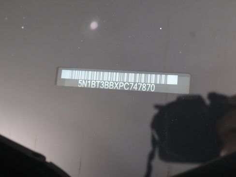 Used 2023 Nissan Rogue SV w/ SV Premium Package image 51